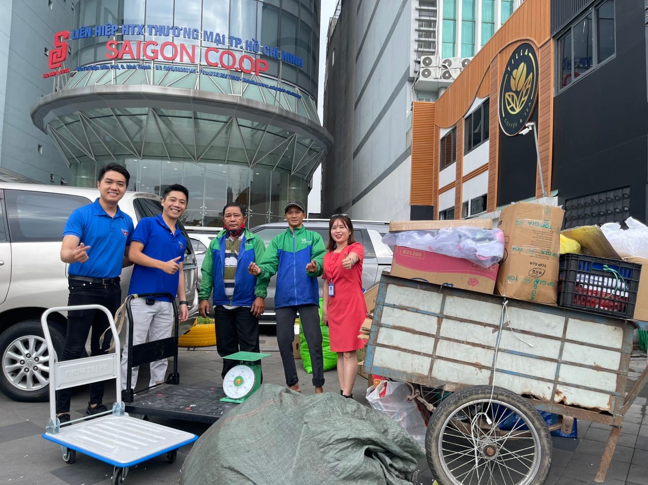 VECA đồng hành cùng Saigon Co.op tại chương trình "Gom tái chế - Nhận quà xinh"